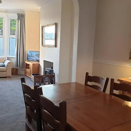 Seahorse House, Beautiful Large House Next To The Beach & Park & Near Zoo, Hythe Exterior photo